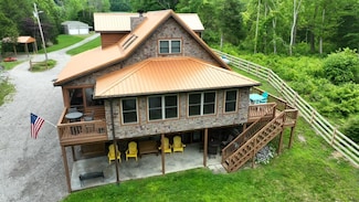 322 Weekender Ln, Burkesville, KY 42717