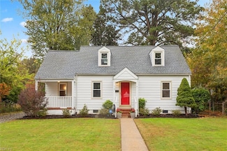 10 Sunset Rd, Newport News, VA 23606