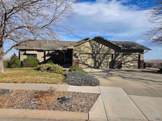 516 Fox Run Ct, Rapid City, SD 57701