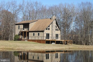 6131 Miles Ln, Warrenton, VA 20187