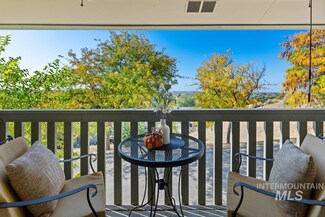 4820 N Bitterbrush Dr, Boise, ID 83703