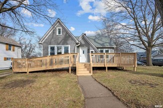 2103 N Division St, Davenport, IA 52804
