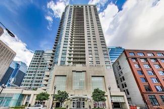 125 S Jefferson St Unit 2009, Chicago, IL 60661