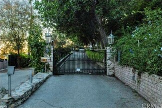 1677 Arbor Dr, Glendale, CA 91202