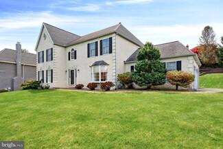 2 Fox Chase Ln, Hockessin, DE 19707
