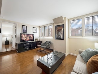 45-63 Atlantic Ave Unit 5E, Boston, MA 02110