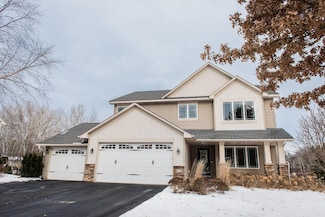 973 Kelly St, Circle Pines, MN 55014