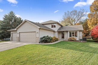 2071 123rd Ave NW, Coon Rapids, MN 55448