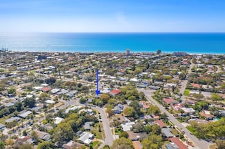 302 San Marco Dr, Venice, FL 34285