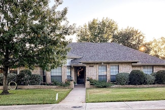 4919 Willow Ridge Dr, Mesquite, TX 75150