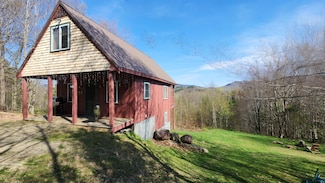 56 Raccoon Reach, Errol, NH 03579