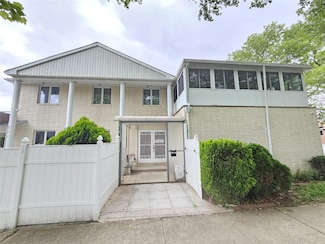 154-70 11th Ave, Whitestone, NY 11357