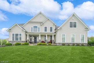 59 Tiffany Dr, Flemington, NJ 08822