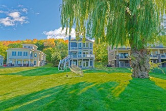 222 Forts Ferry Rd, Latham, NY 12110