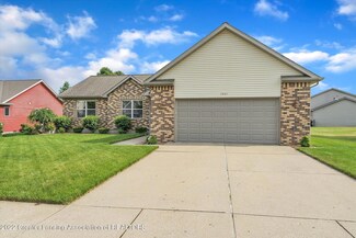 1547 Picadilly Dr, Haslett, MI 48840