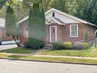 8914 Bridgeport Ave, Saint Louis, MO 63144
