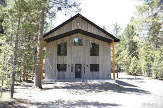 4393 Sasquatch Ave, Island Park, ID 83429