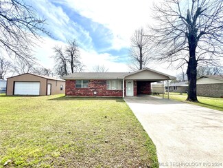 504 NE Tilden St, Stigler, OK 74462
