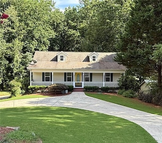 6330 Oak View Dr, Cumming, GA 30041