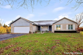 23209 Cals Ct, Harvard, IL 60033