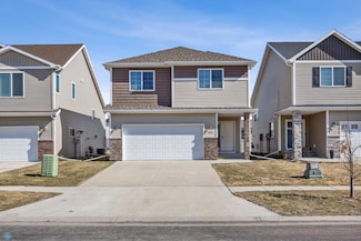 5839 57th Ave S, Fargo, ND 58104