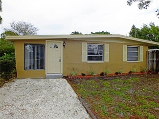 730 Northmoor Ave N, Saint Petersburg, FL 33702
