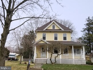 19 8th Ave, Haddon Heights, NJ 08035