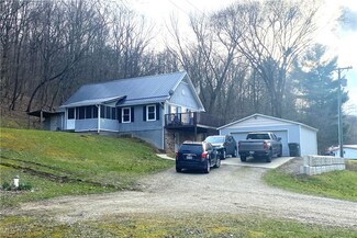 608 River Rd SE, Gnadenhutten, OH 44629