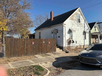 11 S Brownell St, Peru, IN 46970