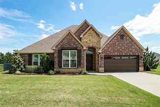 4212 Vista Dr, Norman, OK 73071
