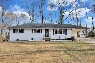 5774 Forest Dr, Acworth, GA 30102
