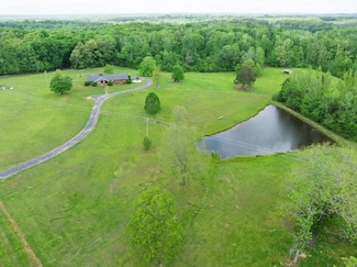 3080 Bible Hill Rd, Parsons, TN 38363