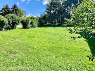 27 Rittenhouse St, Fell Township, PA 18407