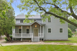 27W268 Hoy Ave, Warrenville, IL 60555