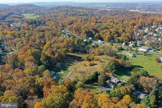 1170 Sand Hill Rd, Hershey, PA 17033