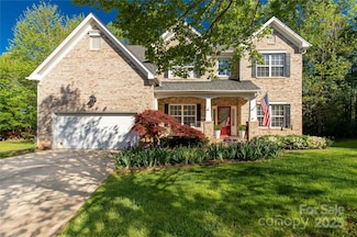 206 Coburn Ct, Fort Mill, SC 29715