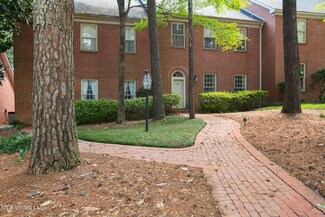 215 Eastbrooke St, Jackson, MS 39216