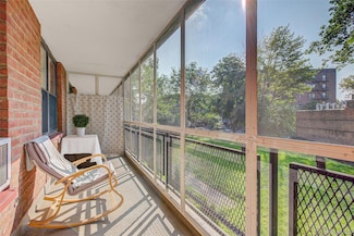 35-51 85th St Unit 2C, Jackson Heights, NY 11372