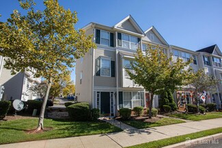 75 Nathan Blvd, Parlin, NJ 08859