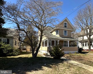 228 N Green St, Tuckerton, NJ 08087