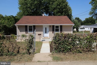 3404 Elmwood Dr, Alexandria, VA 22303