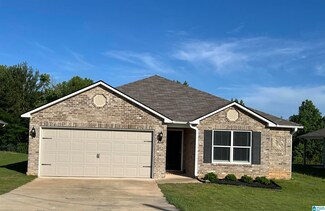 1035 Brookhaven Dr, Odenville, AL 35120