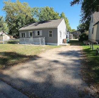 206 Fenton Ave, Albert Lea, MN 56007