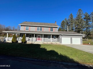 931 Donoughe St, Gallitzin, PA 16641