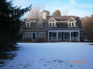 59 Putnam Ave, Cotuit, MA 02635