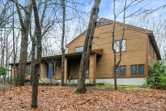 37 Castle Dr, Sharon, MA 02067