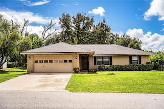 4157 Sunny View Dr, Lakeland, FL 33813