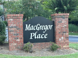 5236 Hilltop Rd Unit 108, Jamestown, NC 27282