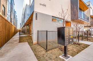 426 W 9th St Unit 104, Dallas, TX 75208