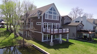 8282 Cascade St, Commerce Township, MI 48382